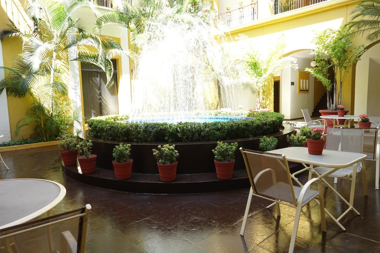 Hotel America Colima Exterior photo